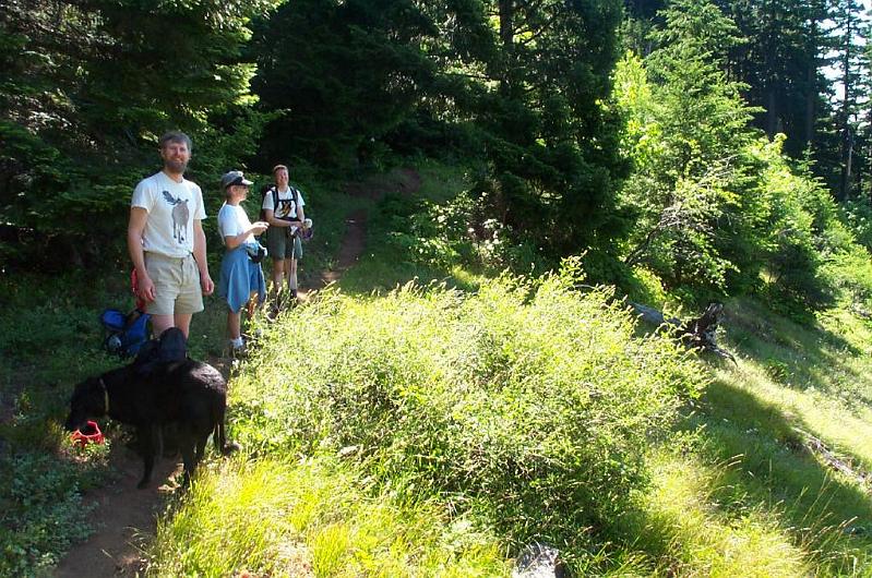 P Mark Liz on Nestor Pk.JPG